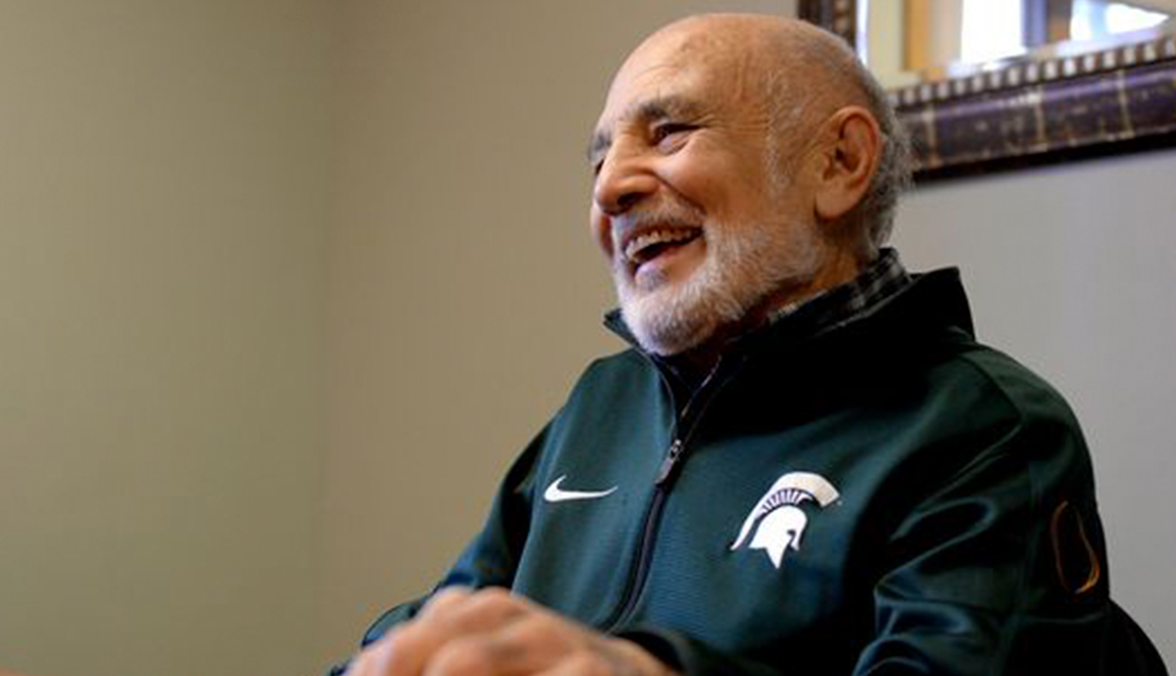 Read more about the article Hope, faith and MSU football for Father Jake Foglio
